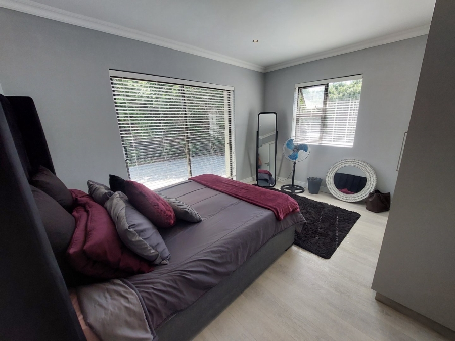 4 Bedroom Property for Sale in Hartenbos Landgoed Western Cape